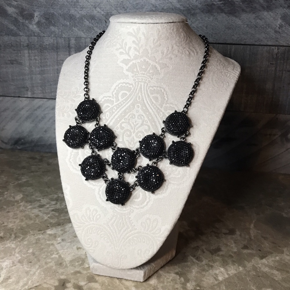 Jewelry necklace black shimmer rhinestones